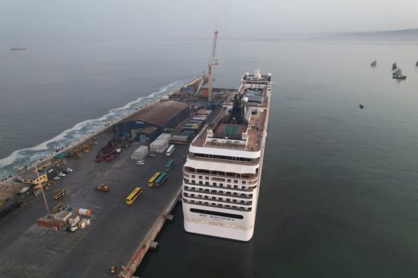 Msc Magnifica Recala Al Puerto De Arica Portalcruceros