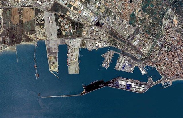 España: Puerto de Tarragona contará con nuevo muelle de en 2021 - PortalCruceros