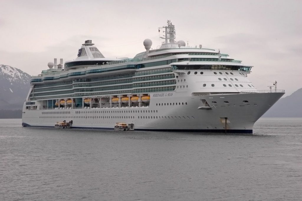 Royal Caribbean Group presenta Internet gratuito de Starlink para Juneau