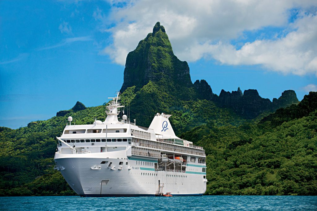 Paul Gauguin Cruises lanza folleto de viajes 2025