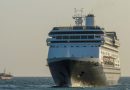 MS Zaandam interrumpe viaje a Alaska por problema en sistema de propulsión