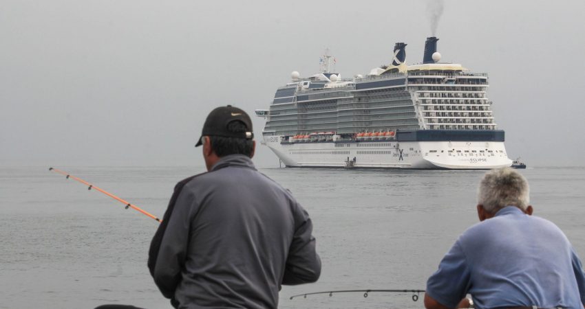 Celebrity Eclipse Azamara Pursuit Crucero Valparaiso (2)