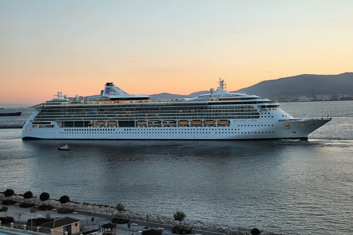 Brilliance of the Seas cancela itinerario debido a problemas técnicos