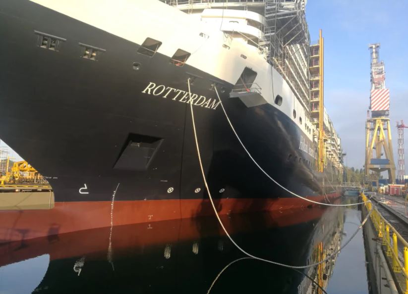 Galería: Nuevo crucero de Holland America Line flota por primera vez