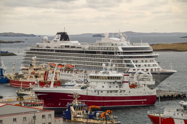 Lerwick Harbour recibe 129.903 cruceristas en 2023