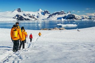 Quark Expeditions anuncia oportunidades de senderismo y trekking en regiones polares
