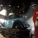 Video: Así fue desembarcado un Rolls Royce del año 34 desde el Carnival Ecstasy