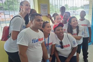 Carnival Cruise Line renueva Centro de Aprendizaje Pediátrico de Hospital en Jamaica