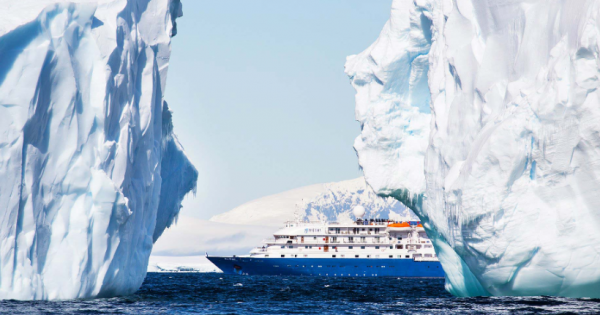 Poseidon Expeditions es elegido como el mejor operador de cruceros de expedición polar