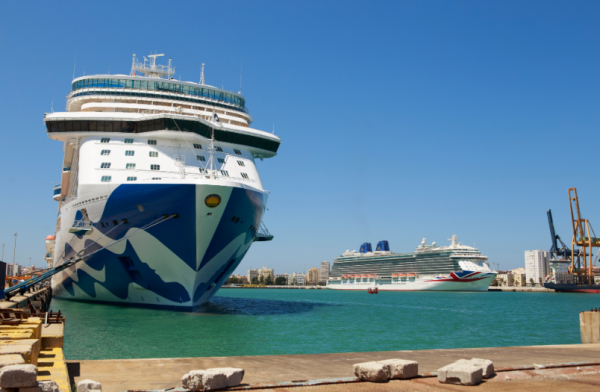 Cruceros en Cádiz presentan más escalas y menos pasajeros