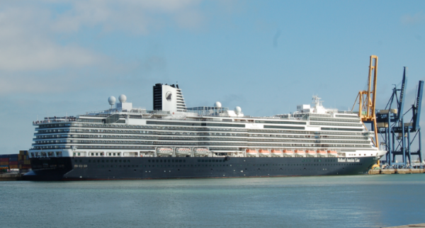 Autoridad Portuaria de Cádiz mejora aplicación móvil para cruceristas y amplía su uso para cualquier turista