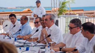Presidente dominicano anuncia que primer crucero llegará a Puerto de Cabo Rojo en diciembre