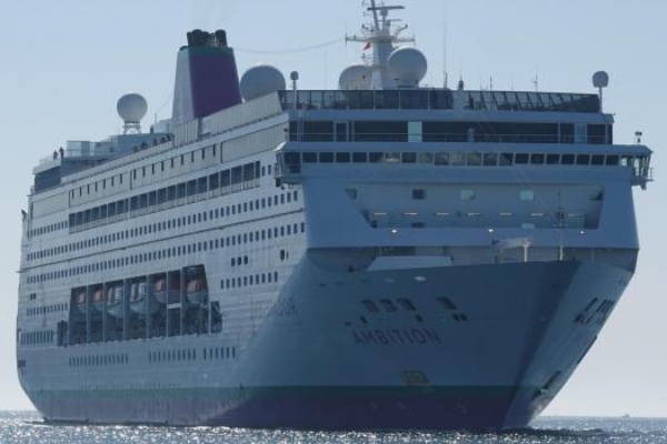 Ambition marca inicio de temporada de cruceros en Puerto de Cork