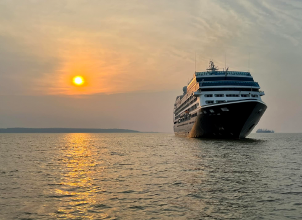 Azamara Cruises se asocia con Lowell Observatory para brindar experiencias durante los eclipses de 2026
