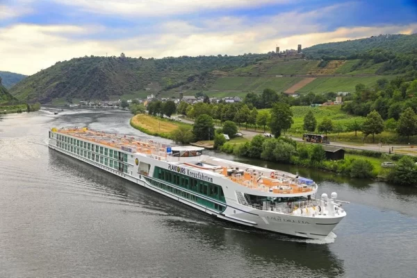 Plantours entra al negocio de los cruceros fluviales temáticos