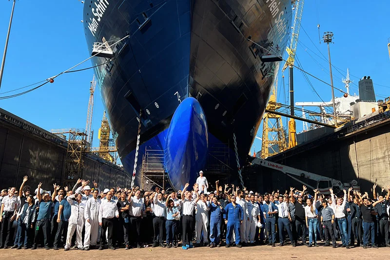  Mein Schiff 2 finaliza remodelaciones en Dubai - PortalCruceros Motiv 