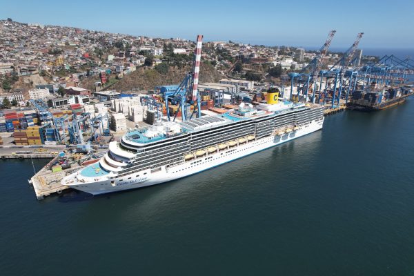 Temporada de cruceros en Valparaíso genera impacto positivo en rubros turísticos