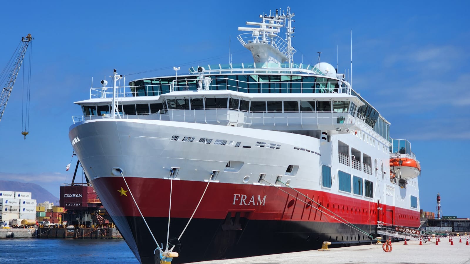 Puerto de Iquique cierra temporada de cruceros 2023-2024 - PortalCruceros