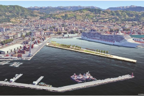 Realizarán millonaria inversión para mejorar paseo marítimo y estación de cruceros en La Spezia