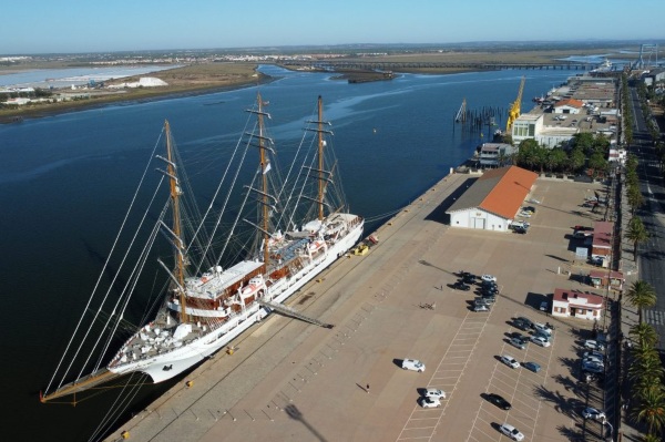 Sea Cloud inaugura temporada de cruceros en Huelva