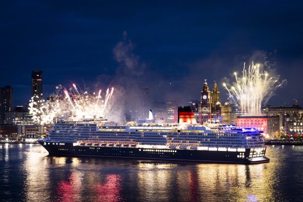 Cunard celebra reservas récord tras el lanzamiento del Queen Anne