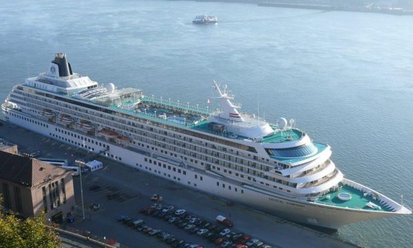 Crystal Cruises presenta viajes centrados en el bienestar para diciembre de 2024