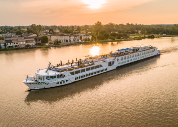 Uniworld River Cruises lanza colección Europa 2025 con USD 64.604 en premios
