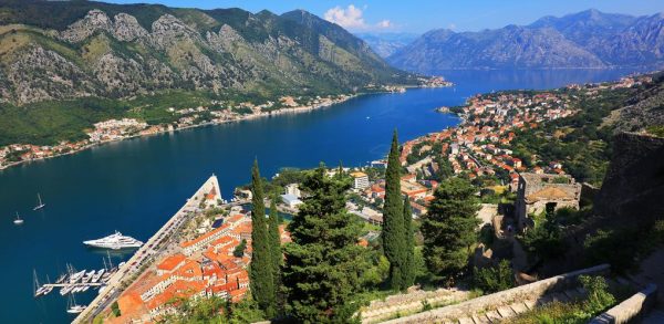 Habitantes de Montenegro critican alta demanda de turistas