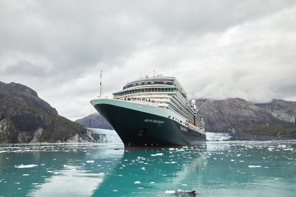 Holland America Line abre reservas para temporada por Alaska 2026