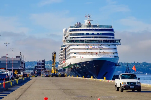 Holland America Line agradece con almuerzo a proveedores locales en Seattle