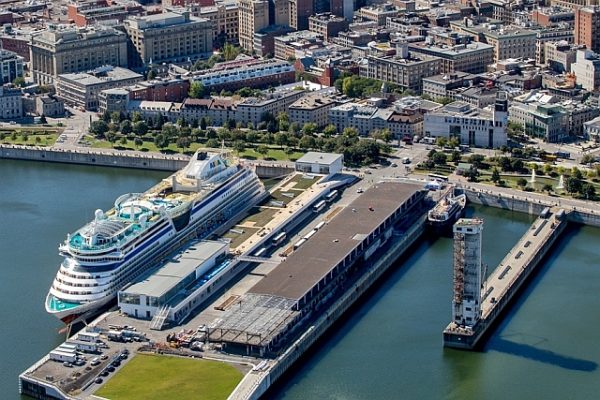 Port de Montréal estima la visita de 30.000 pasajeros en su temporada alta de cruceros