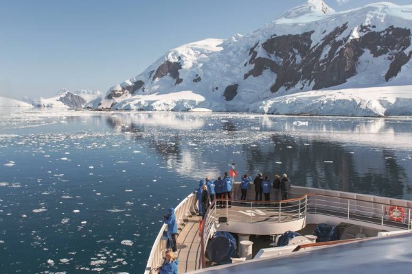 Hapag-Lloyd Cruises abre viaje de 32 días de media circunnavegación de la Antártida