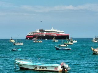 Región peruana de Piura recibe por primera vez a una línea de cruceros