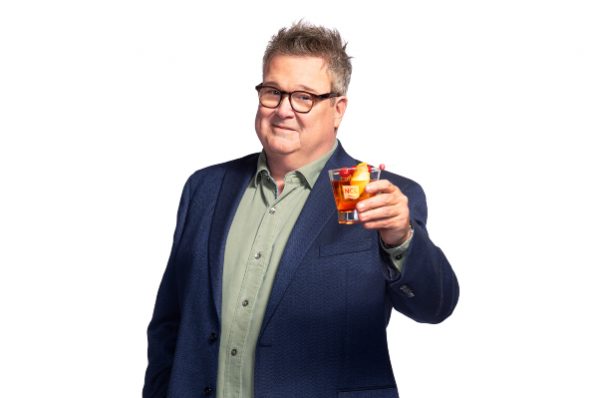 NCL nombra a actor Eric Stonestreet como padrino de nuevo Norwegian Aqua