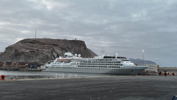 Silver Wind llega al Puerto de Arica