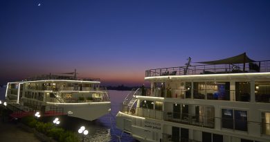 Nuevo Viking Ptah se une a sus buques gemelos en el río Nilo