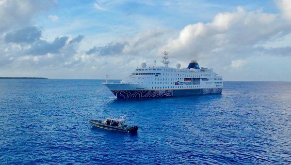 MS Hamburg visita isla de San Andrés en Colombia