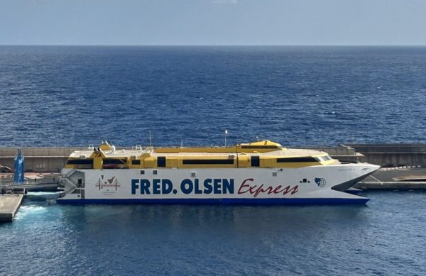 Fred. Olsen Express comienza a operar ruta entre La Estaca y Los Cristianos