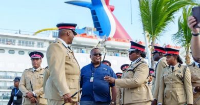 Nassau Cruise Port da la bienvenida a nuevo comisionado de policía