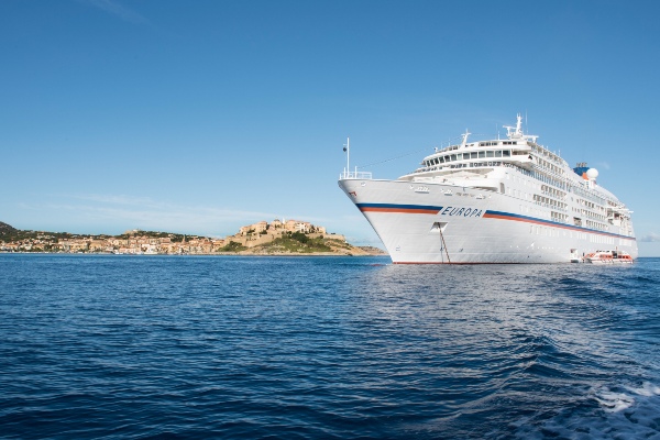 Hapag-Lloyd Cruises abre reservas para temporada 2026/2027 con 120 nuevas rutas