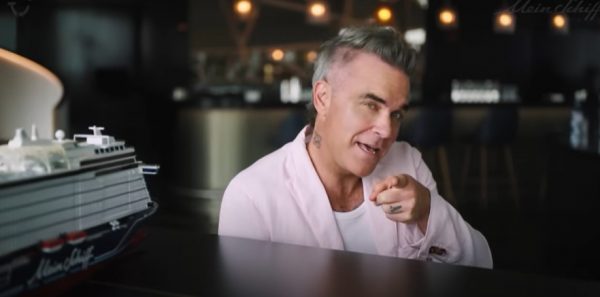 Cantante Robbie Williams encabezará bautizo del Mein Schiff Relax