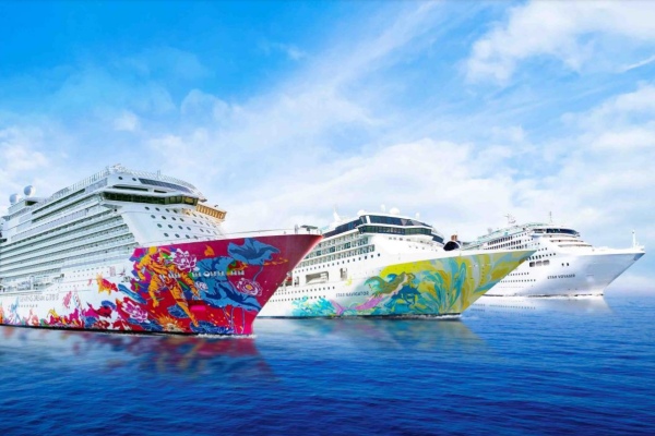 Resorts World Cruises vuelve a navegar como Dream Cruises y StarCruises