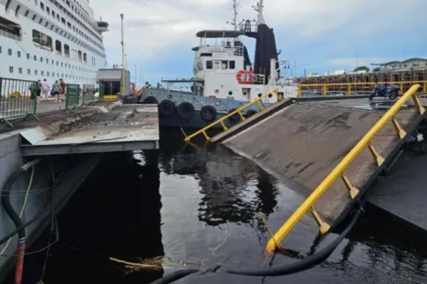 Manaos: Puente portuario se derrumba durante visita del MS Aurora