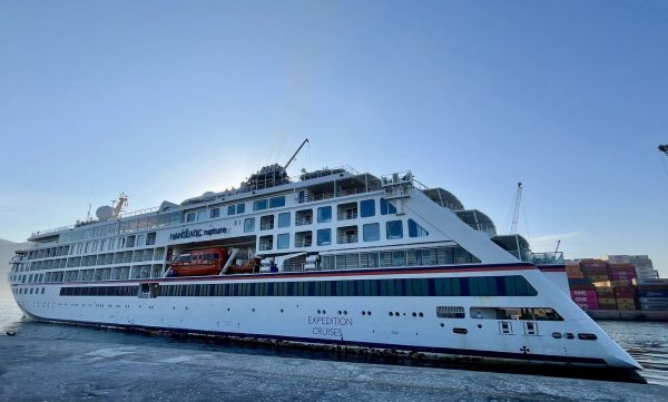 Décimo crucero de la temporada 2024-2025 recala al Puerto de Iquique