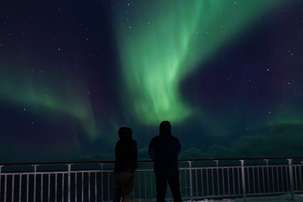 Chief Aurora Chaser de Hurtigruten ahora también está disponible en viajes premium Signature