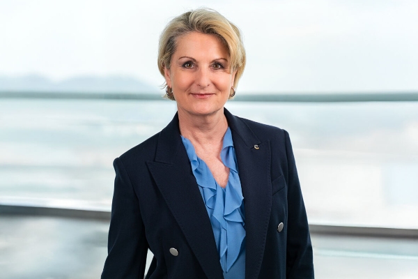 Directora general de Costa Cruceros para Austria y Suiza celebra 25 años en la compañía