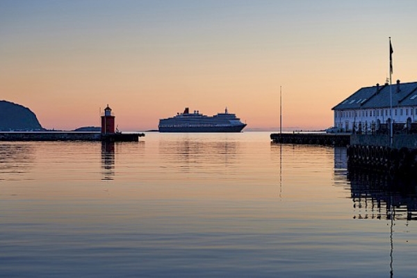 Energía en tierra eleva cifra de opiniones positivas sobre visitas de cruceros en Ålesund