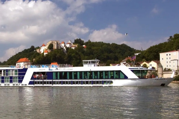 Amplían a Francia programa de golf Concierge de AmaWaterways