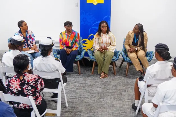 Nassau Cruise Port lanza iniciativa educativa para inspirar a futuras líderes marítimas femeninas
