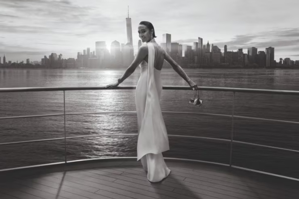 Cunard lanza campaña global ¿Por qué sólo navegar si está Cunard?